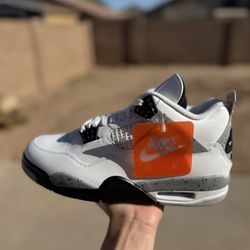 Air Jordan 4 Retro OG White Cements 2025 