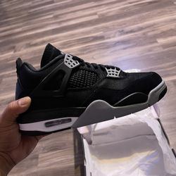 Jordan 4 Retro 
