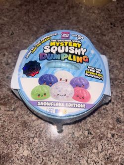 RMS Crazy Fun Mystery Squishy Dumpling Snowflake Edition