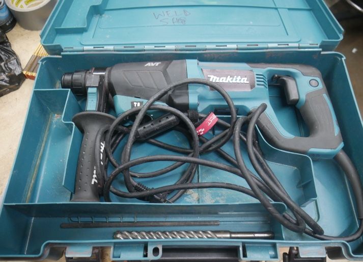 Makita HR2641 Hammer Drill Used Corded 885205-2