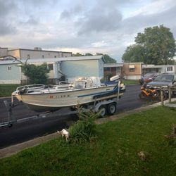 StarCraft 18 Ft Aluminum Deep V Center Console Boat