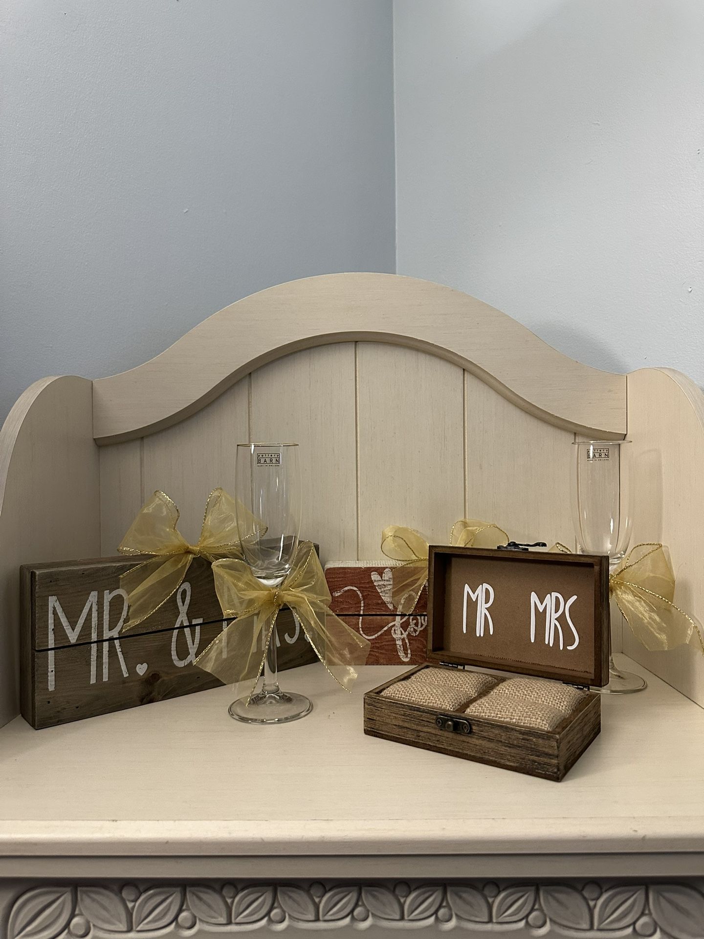 Wedding π Decor & Pottery Barn Wine Glasses π·π·