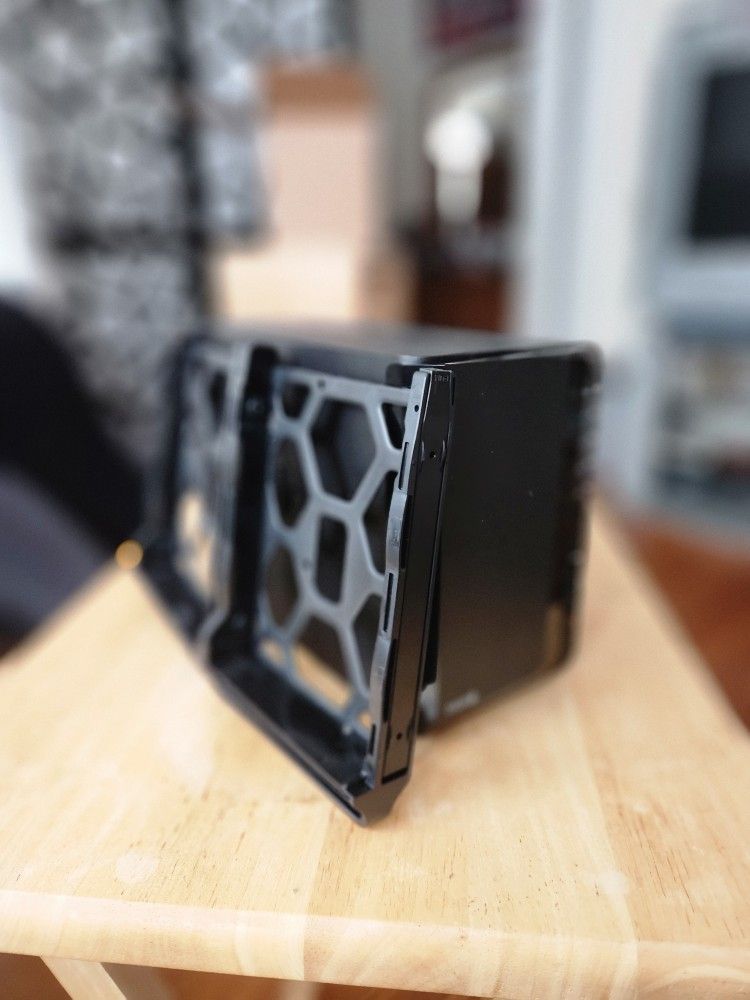 Synology NAS DS220+