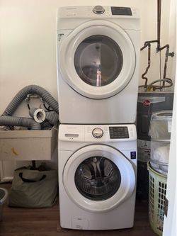 Samsung Stackable Washer and Dryer