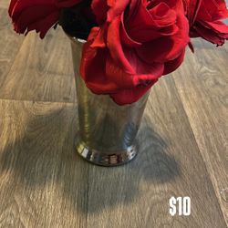 Red Rose Flower Vase (Artificial Flowers)