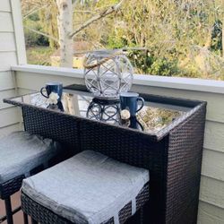 Outdoor Patio Table and Stools