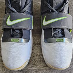 Nike LeBron Zoom Soldier 1