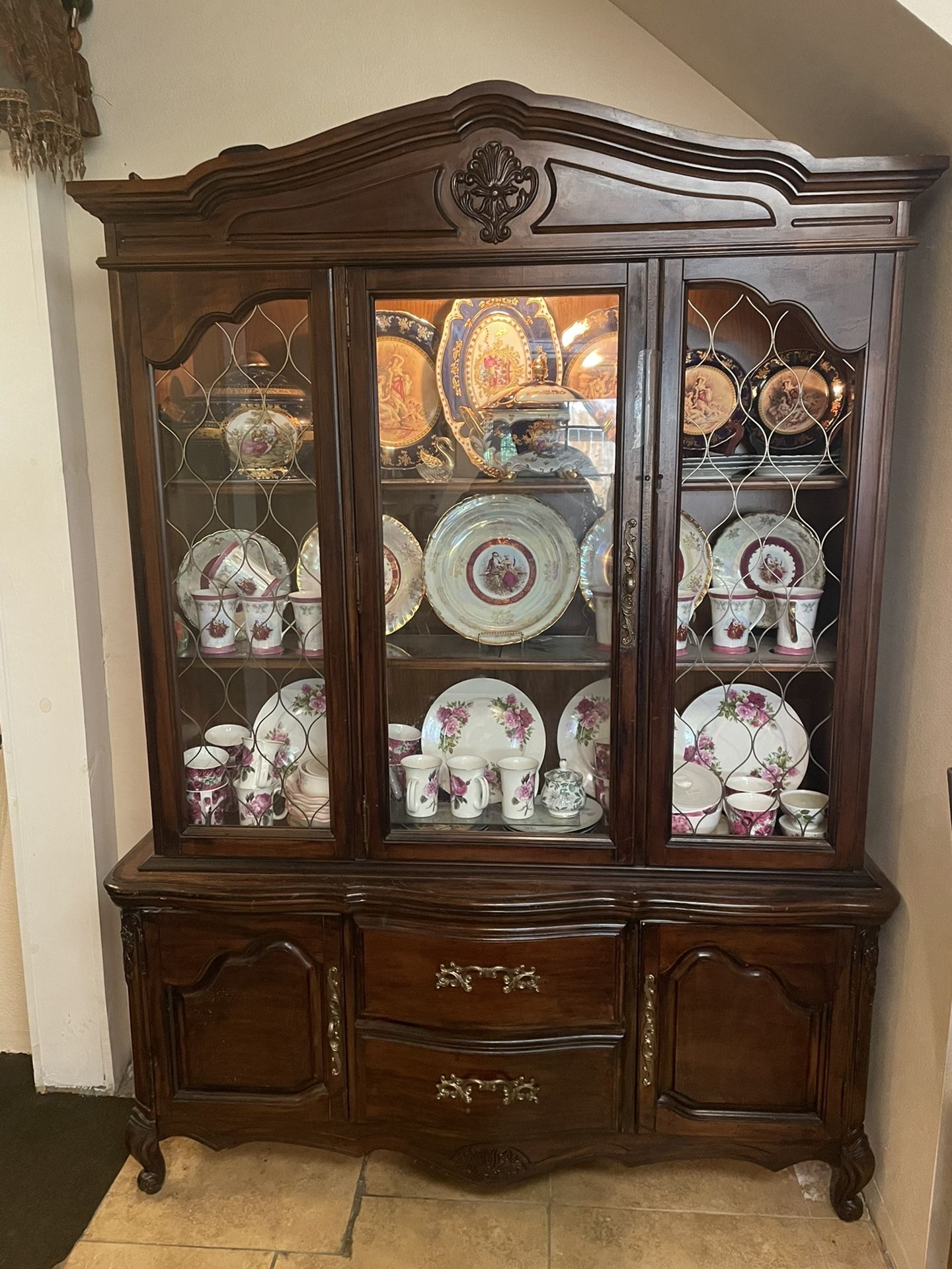 China Cabinet 