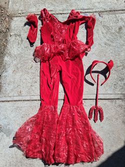 !! Girls Devil Costume Size Medium