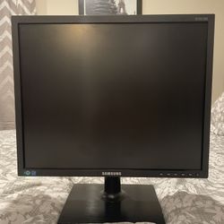 Samsung 19” LCD Monitor w LED Backlight (Matte Black)