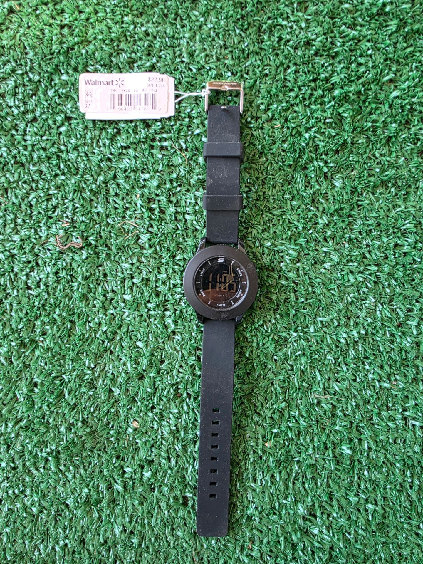 Sketchers men's watch