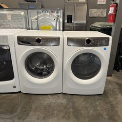 ELECTROLUX XL CAPACITY WASHER DRYER ELECTRIC SET FREE DELIVERY 