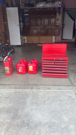 Tools box and gas tank all for 35$