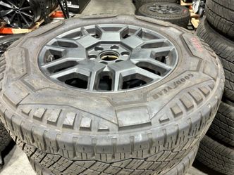 (4) OEM 2025 Tesla Cybertruck Wheels Goodyear All Terrain Tires SENSORS 60% LT285/65R20
