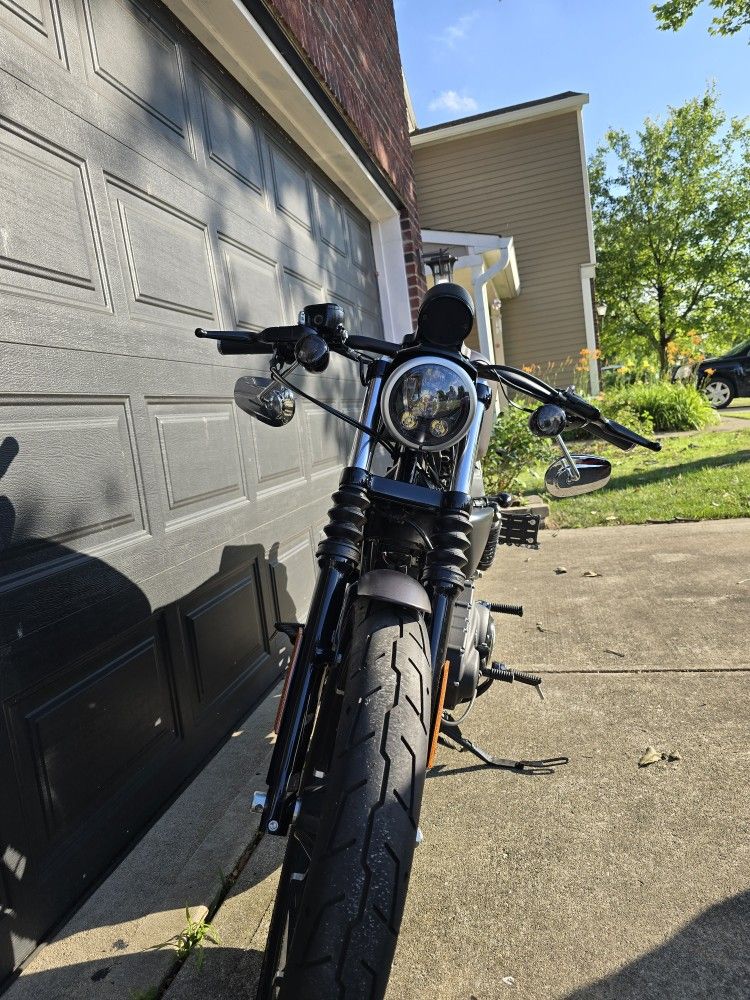 2017 2017 Harley Davidson 883