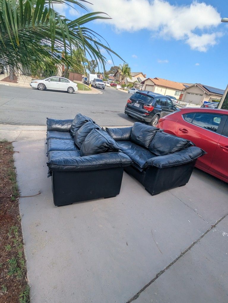 Set Of Black Leather Couches