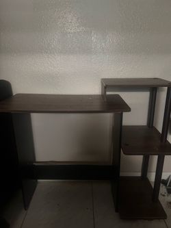 Computer desk/bookshelf