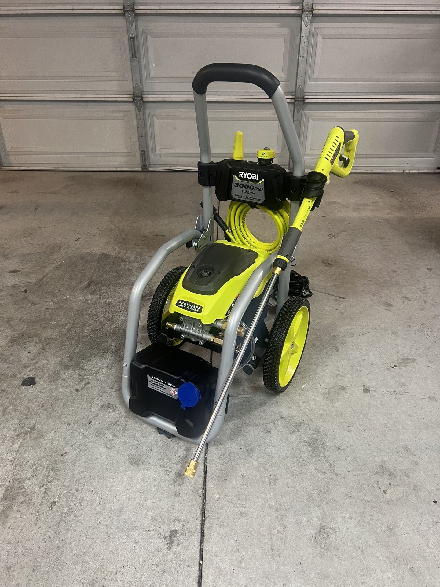 New Ryobi 3000 PSI 1.1 GPM Cold Water Electric Pressure Washer