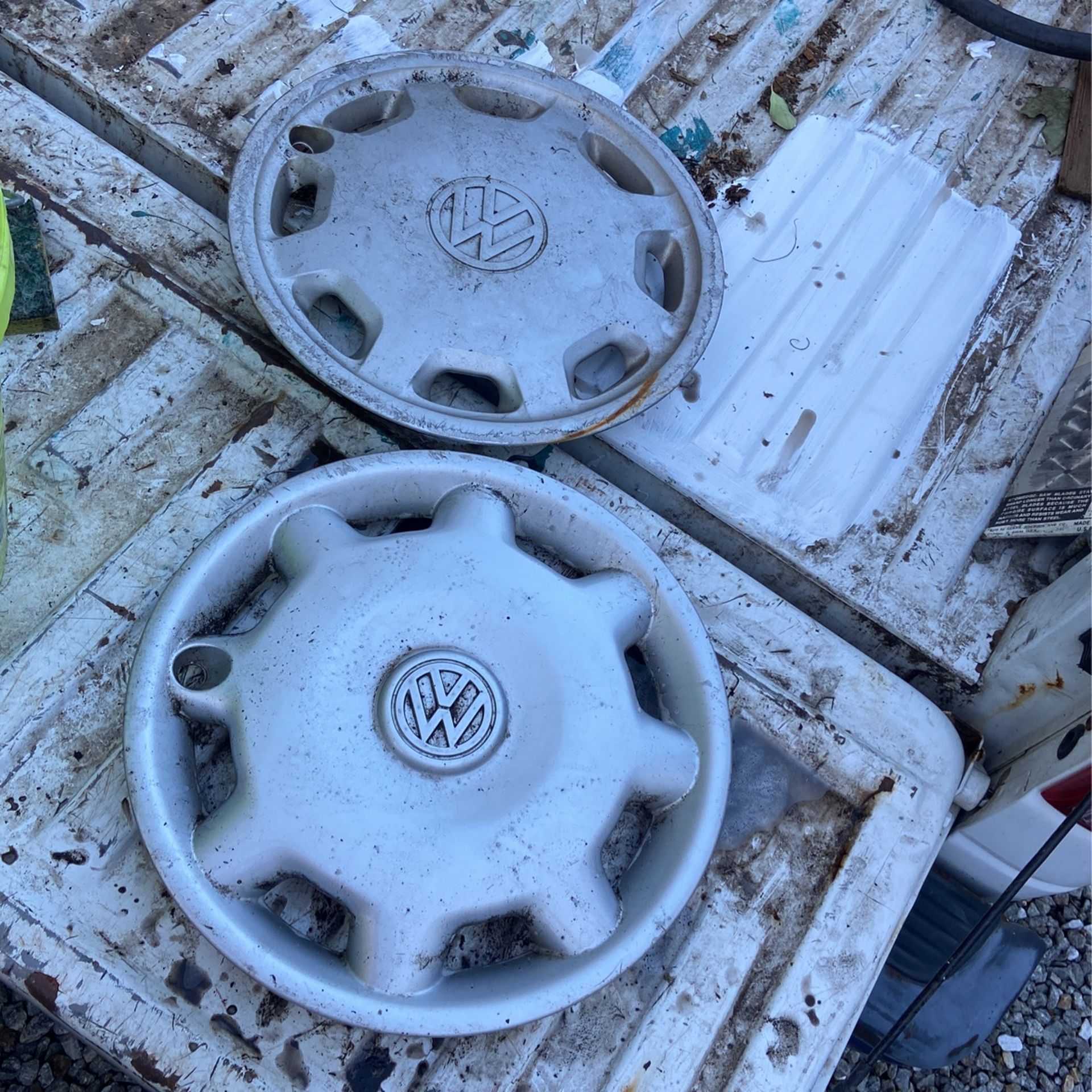 VW Hubcaps