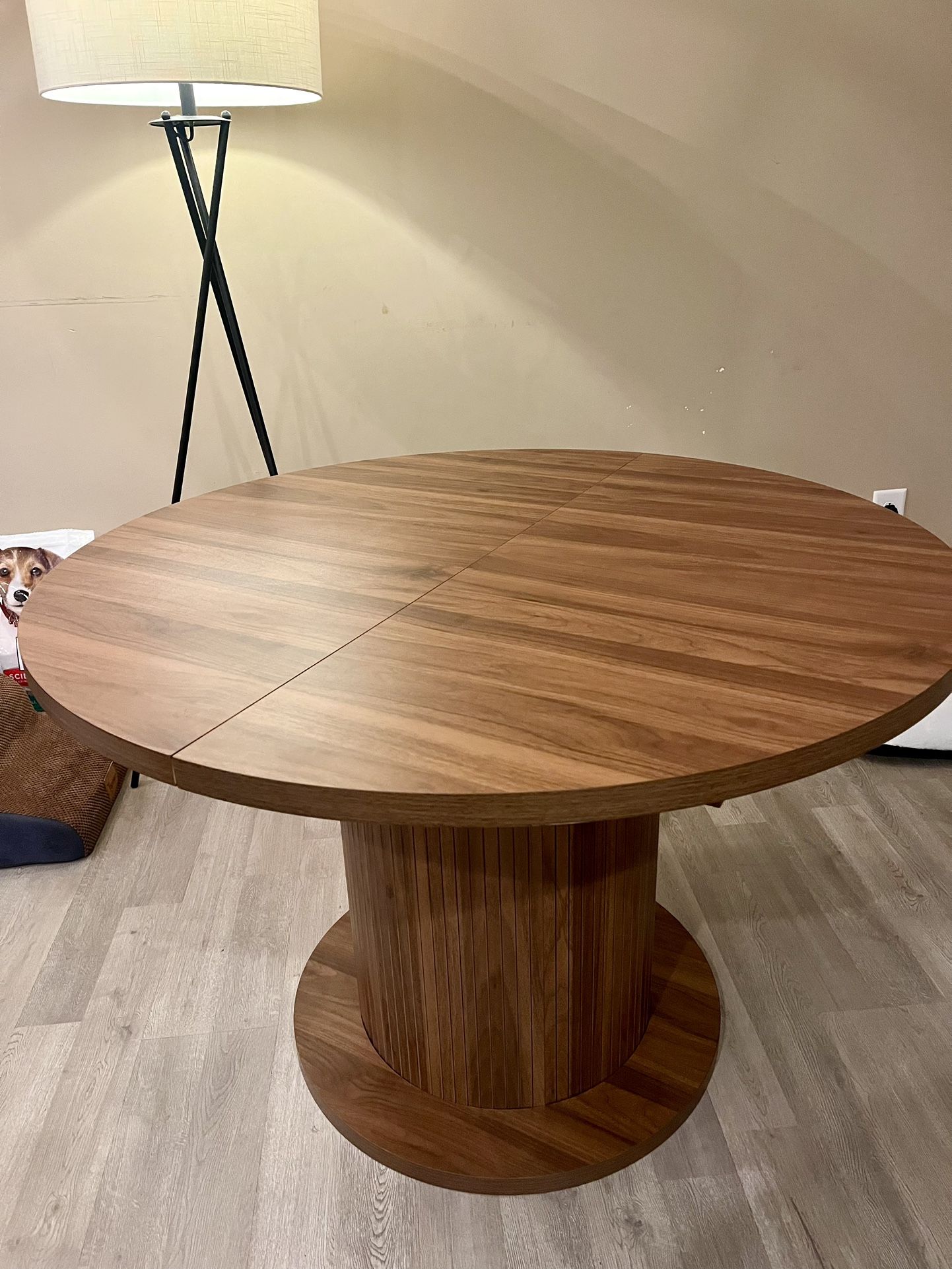 Extendable Dining Table 