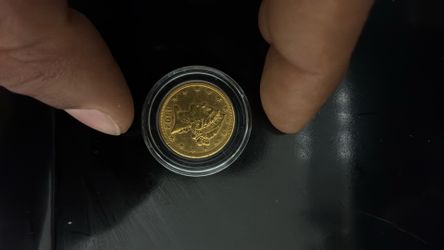 Old coin five d-s 1902 gold