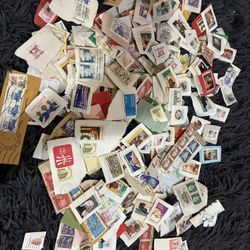 433 Count Lot Of Vintage Used Stamps From Various Countries 