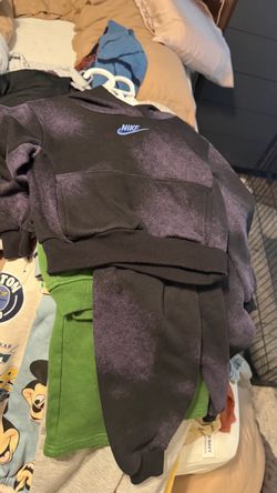 2T Nike Sets