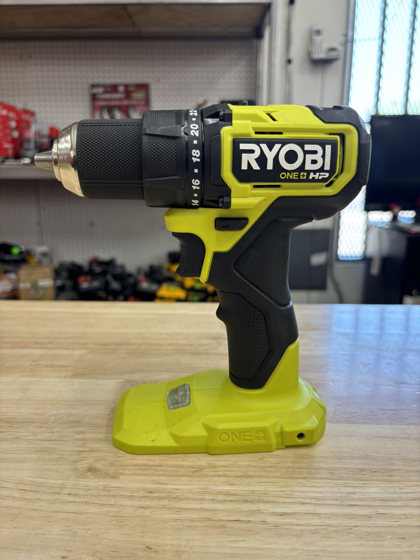 Ryobi 1/2in drill (UA)
