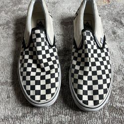 checker Vans