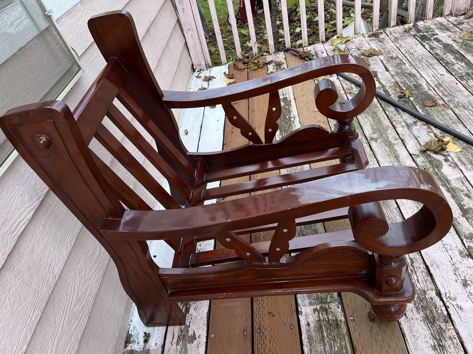 Beautiful wood sleigh style Chair