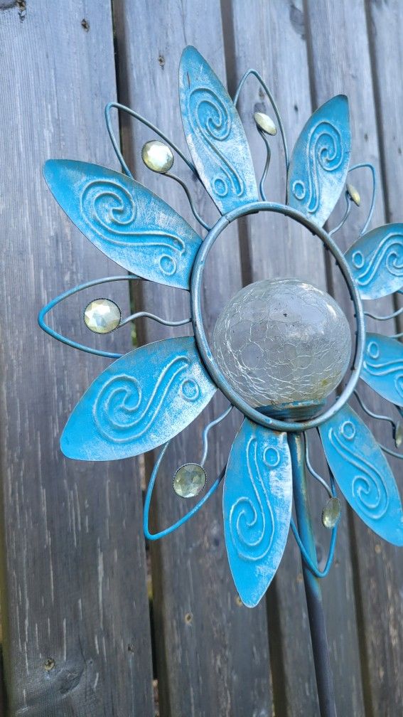Metal Garden Flower Stake