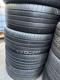 Llanta 265/40/22 MICHELIN