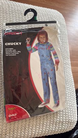 Chucky costume everything included not the shoes