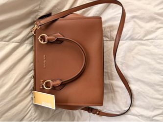 Jet Set tote/satchel style