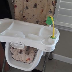 Evenflo baby chair...like new