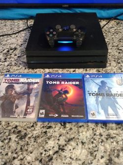 PS4 Pro Tomb raider Bundle 