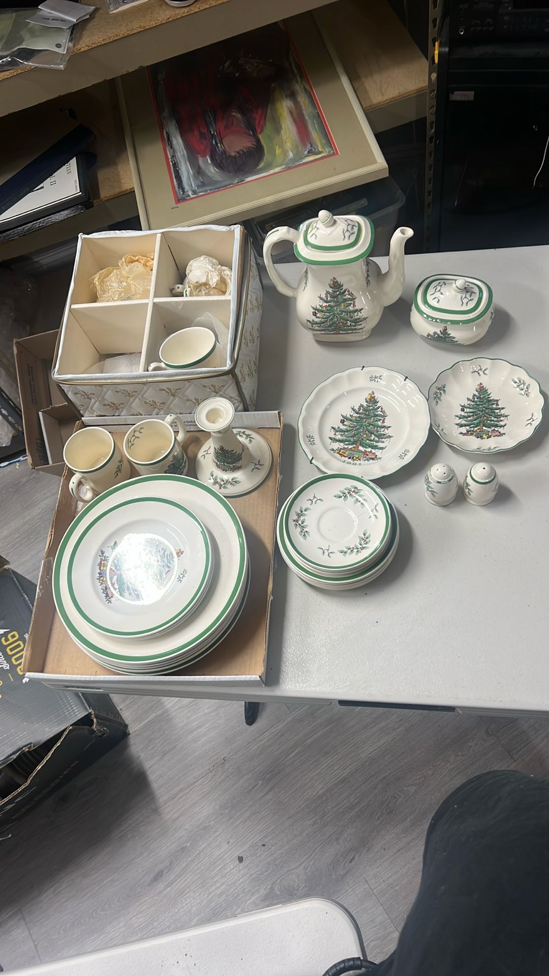 Spode Vintage Christmas Dinnerware Set