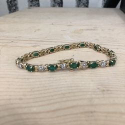 Vintage Genuine Emerald And Diamond Gold Tennis Bracelet 