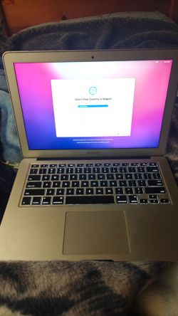 Apple MacBook Air A1(contact info removed) Core i5 1.8GHz 8GB  with charging cable