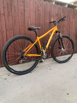 Marin alphine trail 21 speed tires 29”