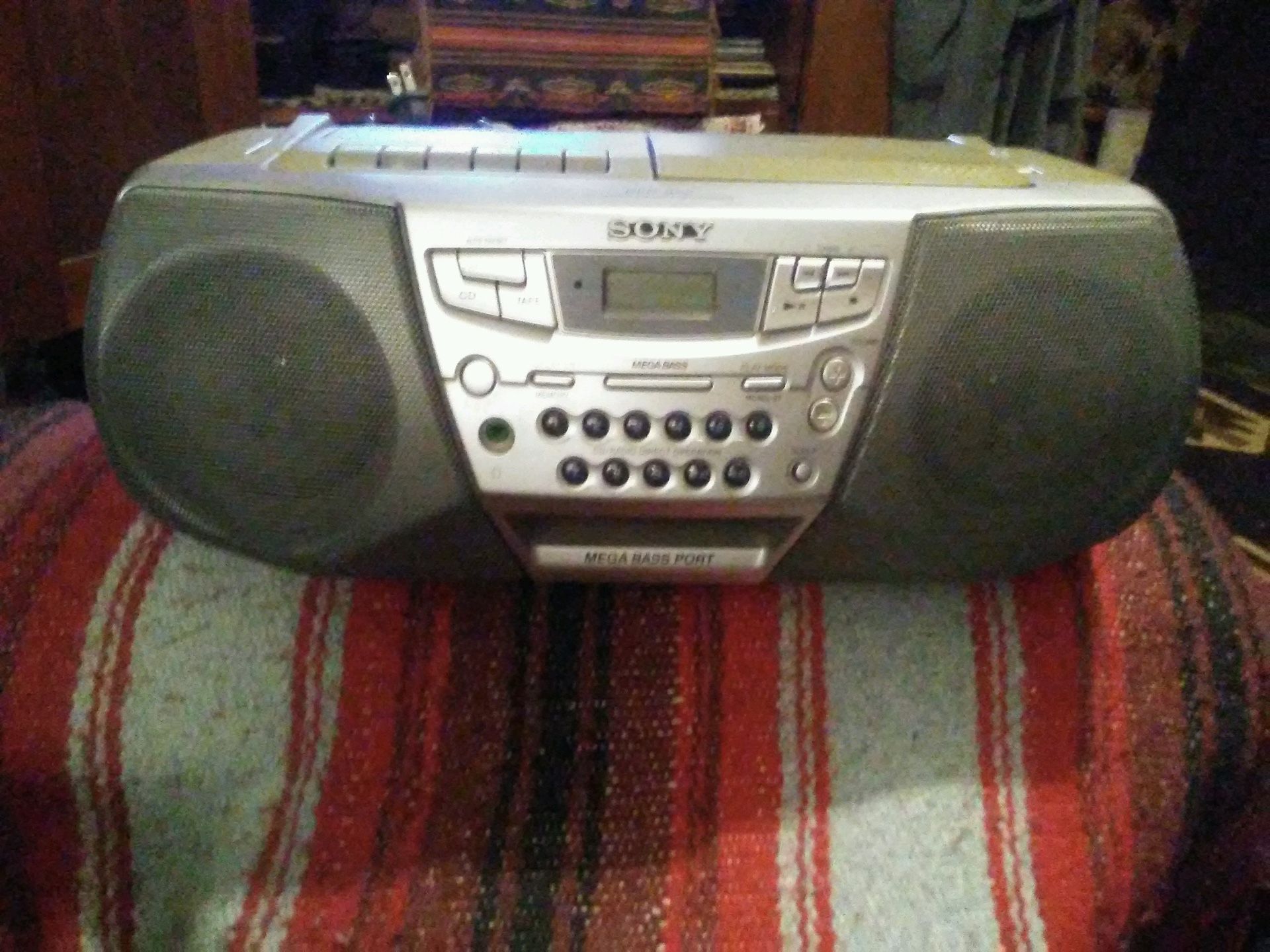 Vintage Sony Cassette/cd/radio