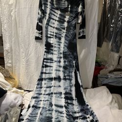Tie Dye Maxi Dress W/keyhole Back NWT