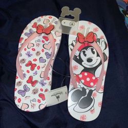 Minnie Mouse big kids sandals