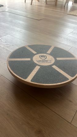 Balance / wobble board