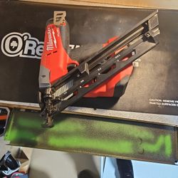 Milwaukee Finish Nailer
