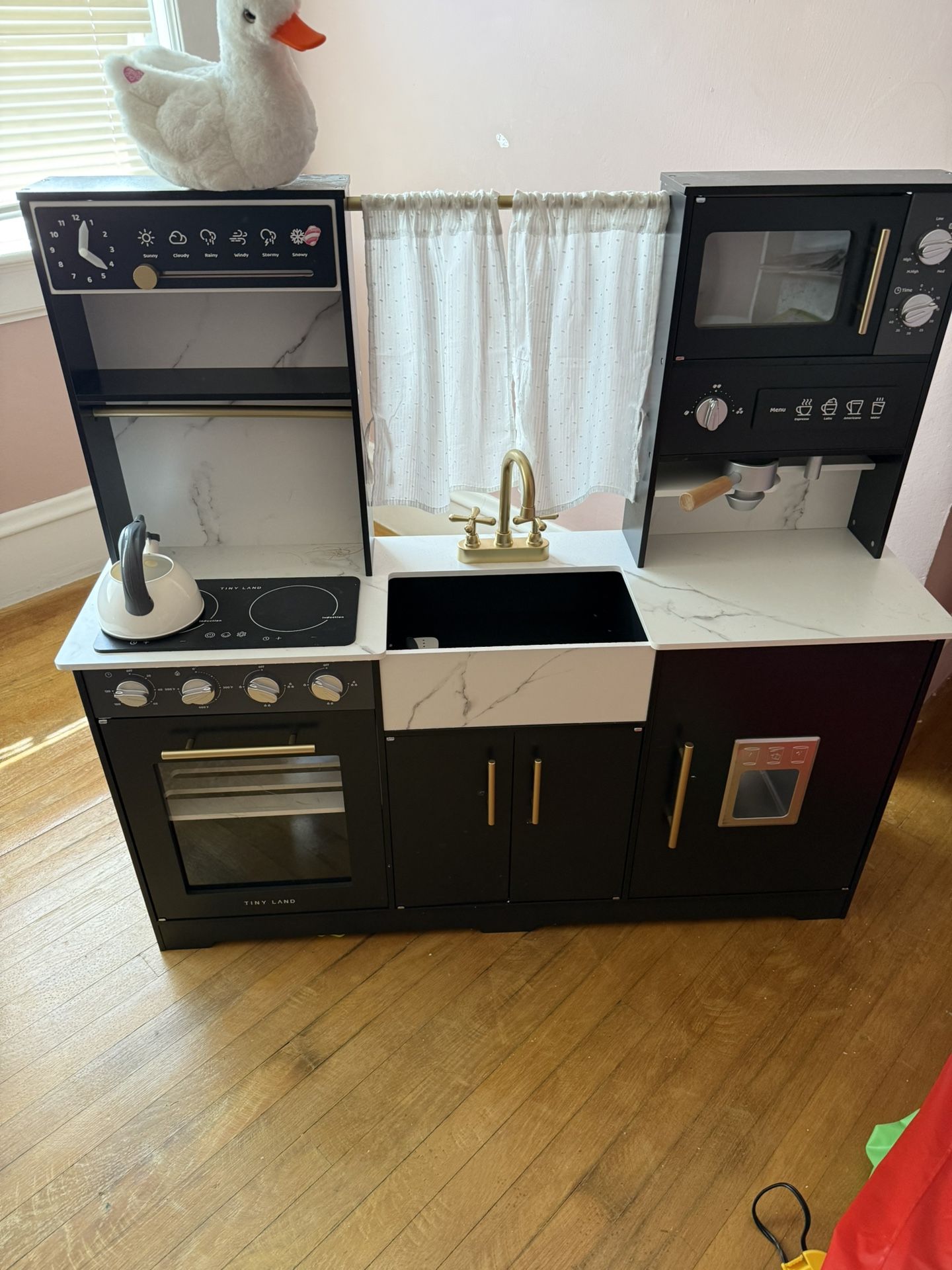 Toddlers Play Kitchen