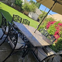 16 Pieces Outdoor Patio Set/Dining Set With Sunbrella And Round Couch/Outdoor Furniture/Cash Only 