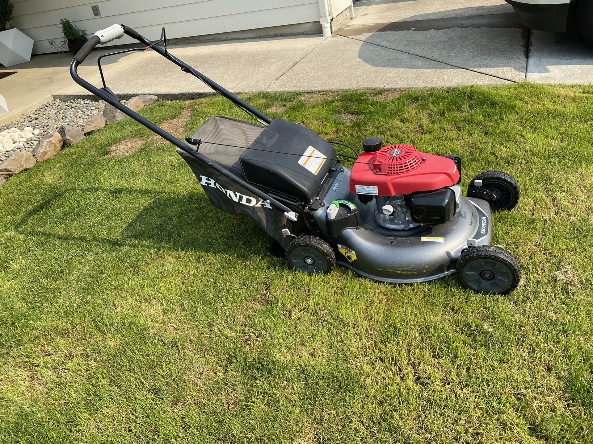 Honda HRR216K9VKA lawn Mower for Sale in Battle Ground, WA OfferUp