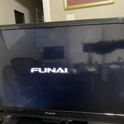 32' TV