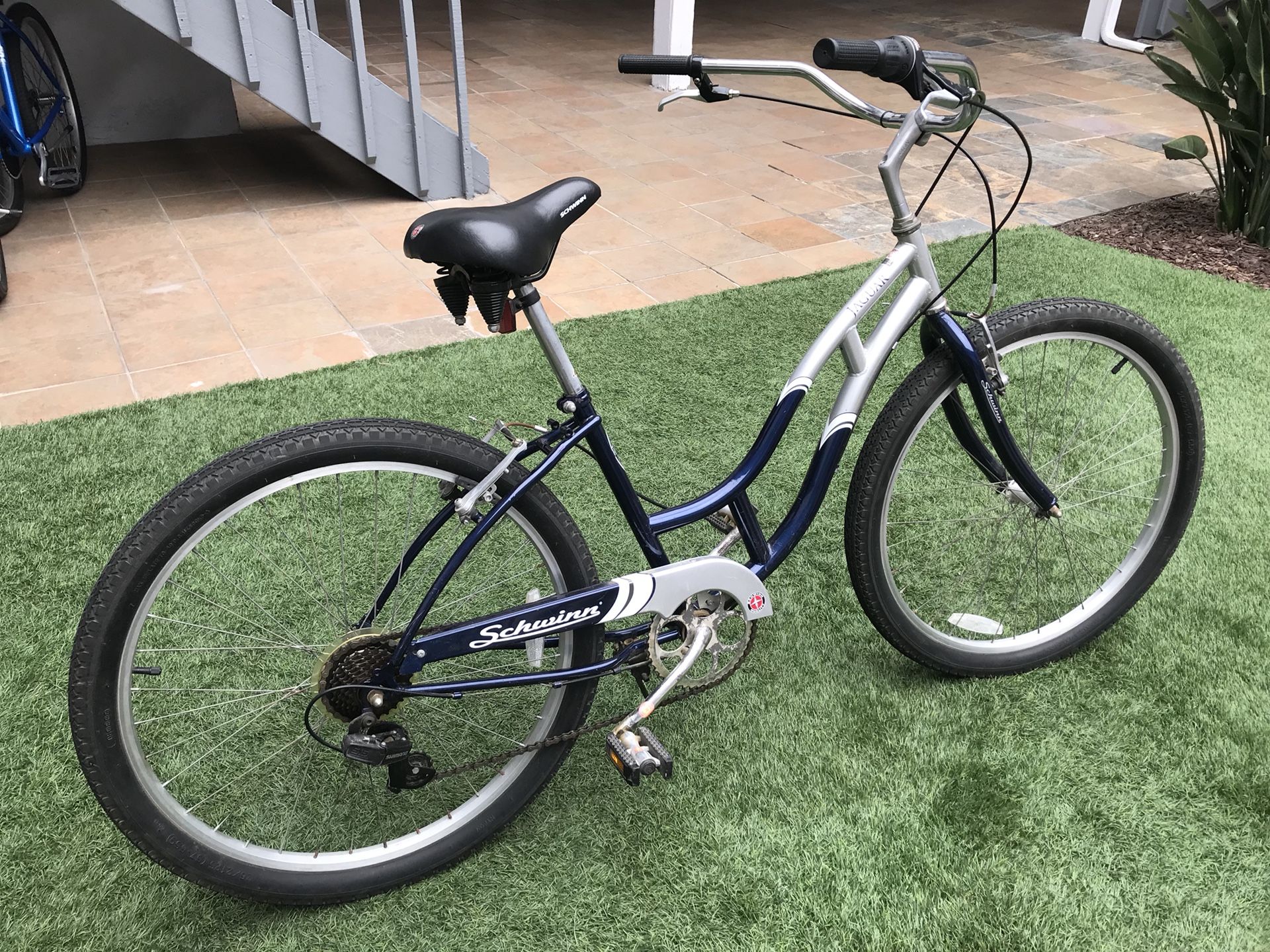 Schwinn bicycle 7 Speed 26 inch Jaguar Women’s Bike Blue Silver Model SS2635GTG